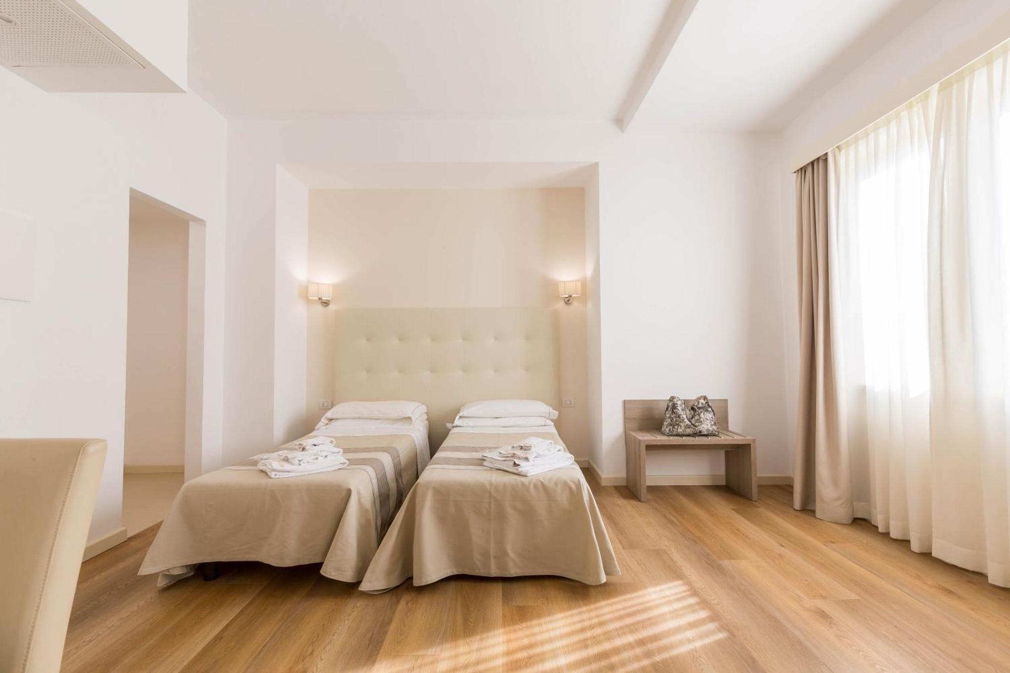 Hotel Catalunya อาลเกโร ภายนอก รูปภาพ