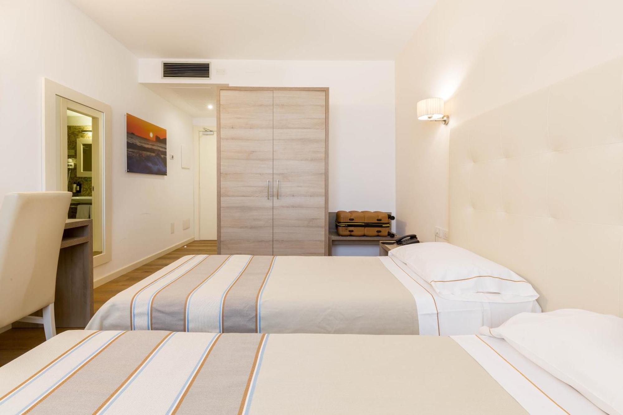 Hotel Catalunya อาลเกโร ภายนอก รูปภาพ